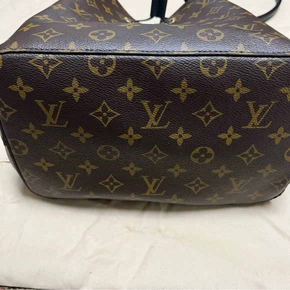 Louis Vuitton Black Monogram Neonoe MM Handbag - Picture 7 of 16